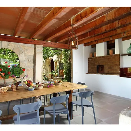 Superb 5 Bedrooms Fiorever Mountainside Views