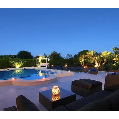 Superb 5 Bedrooms Fiorever Mountainside Views Villa *