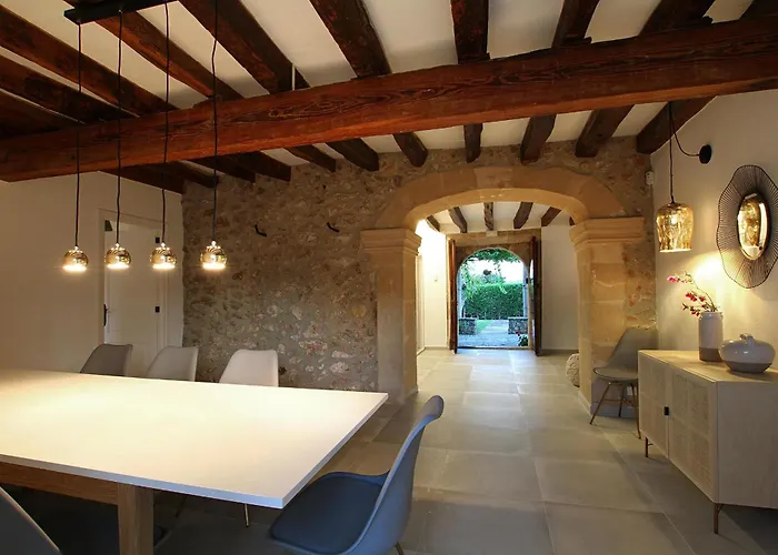 Superb 5 Bedrooms Fiorever Mountainside Views Вилла