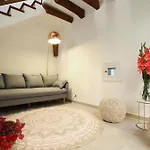 Superb 5 Bedrooms Fiorever Mountainside Views Villa *