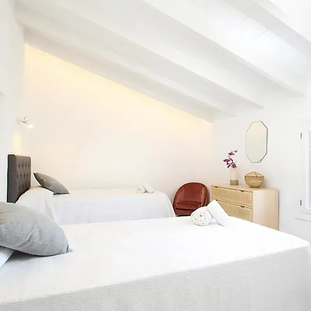 Superb 5 Bedrooms Fiorever Mountainside Views Pollenca